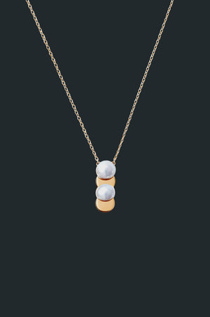 Slide Necklace 02 - Vertical Still